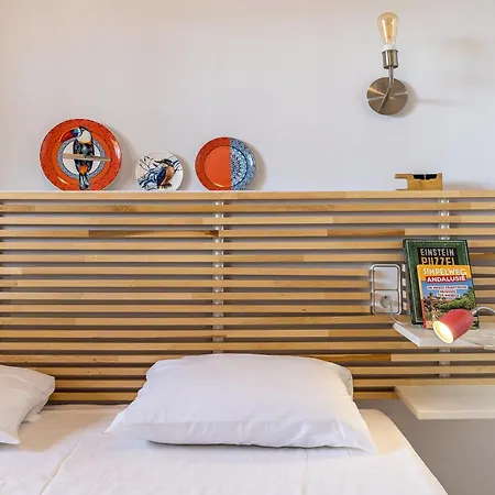 Coral Apartment *